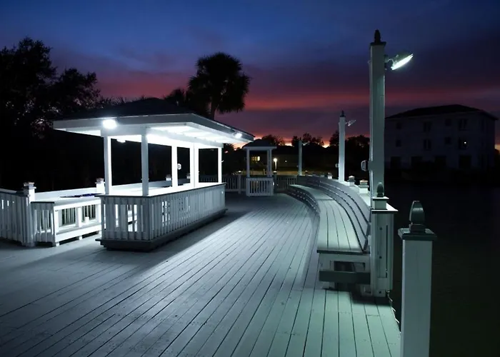 Waterfront Villa With Deck 23 Mi To French Quarter!
