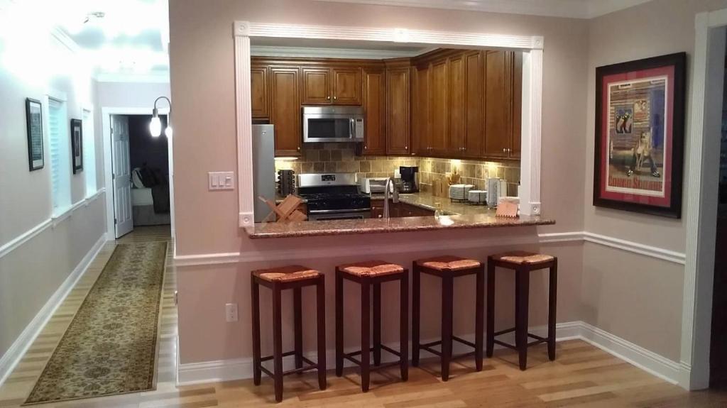 Villa Waterfront With Deck 23 Mi To French Quarter!